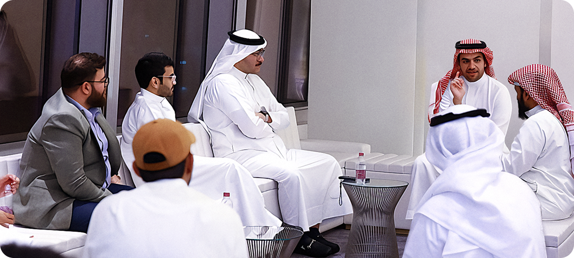 صورة توضيحية تعرض 1000+